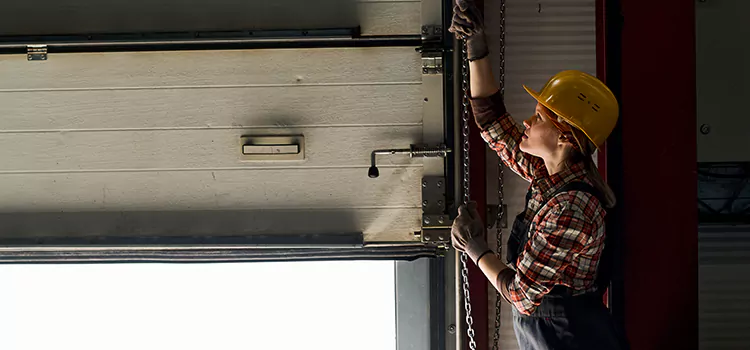 Addressing Common Garage Door Stoppage Issues in Parkville, MD