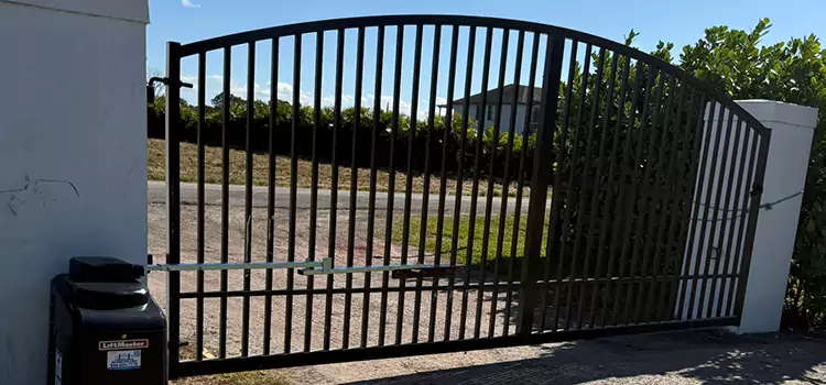Driveway Fence Repair Parkville